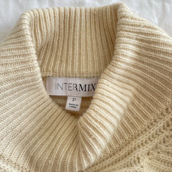 Intermix Ivory Knit Sweater (sz S)- - Picture 4 of 7